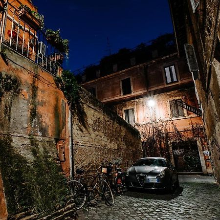 Bruno Domus Trastevere Rome Bagian luar foto