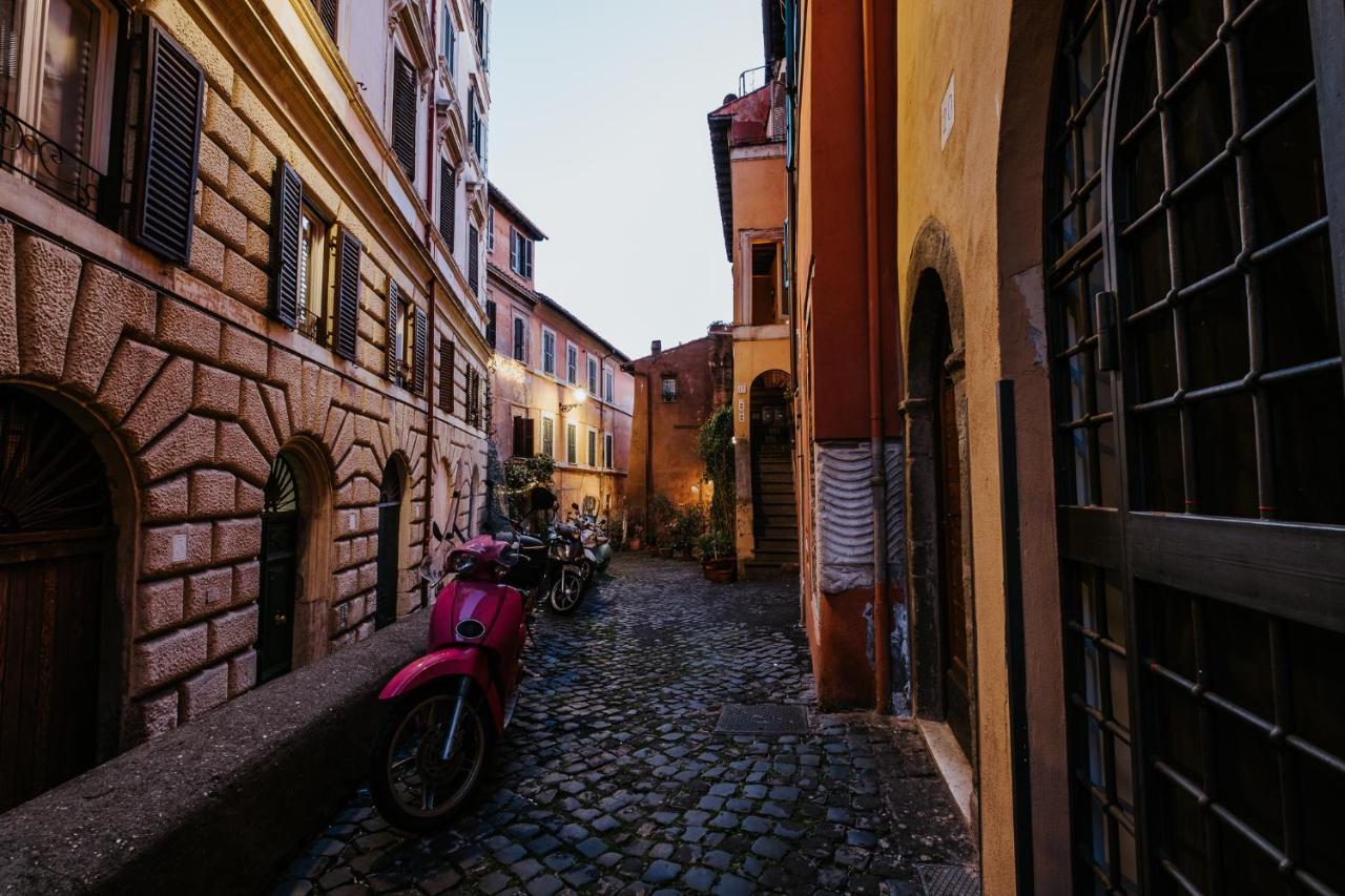 Bruno Domus Trastevere Rome Bagian luar foto
